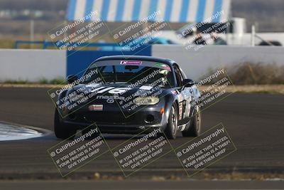 media/Mar-16-2025-CalClub SCCA (Sun) [[e72803ec8c]]/Group 2/Qualifying (Turn 1)/